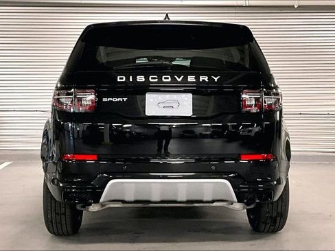 New 2025 Land Rover Discovery Sport S image 5