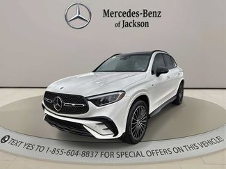 Used 2025 Mercedes-Benz GLC 350e 4MATIC video 1