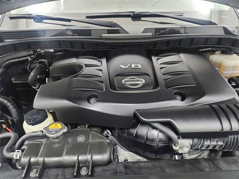 Used 2021 Nissan Armada SL w/ Captain's Chairs Package image 17