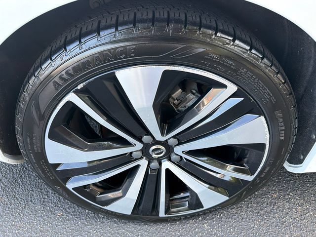 Used 2022 Volvo S60 B5 Momentum w/ Climate Package FWD image 17