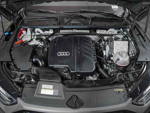 Used 2023 Audi Q5 2.0T Premium Plus w/ Premium Plus Package AWD/4WD image 4