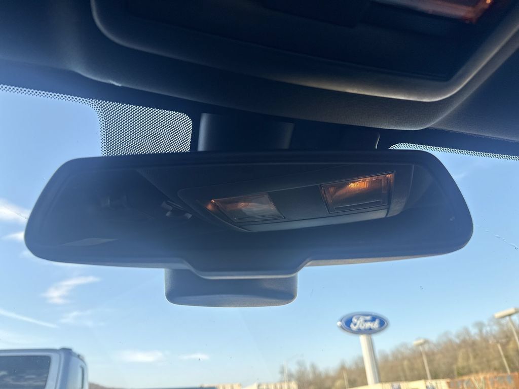 Used 2021 Dodge Challenger SXT RWD image 26