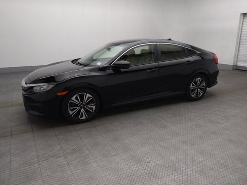 Used 2018 Honda Civic EX-L image 2