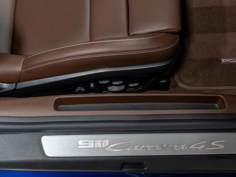 Used 2024 Porsche 911 Carrera 4S image 72