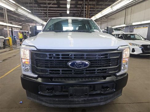 Used 2024 Ford F350 XL w/ FX4 Off-Road Package AWD/4WD image 2