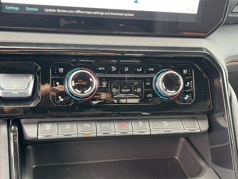 New 2026 GMC Sierra 2500 AT4 w/ AT4 Premium Plus Package image 21