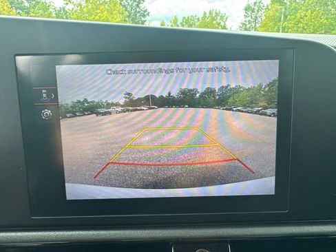 Used 2023 Kia Niro LX image 31