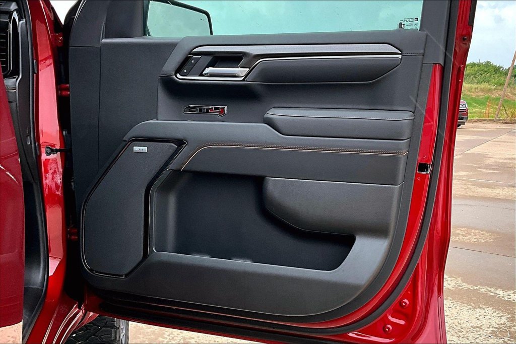 New 2026 GMC Sierra 1500 AT4 w/ AT4 Premium Package AWD/4WD image 11