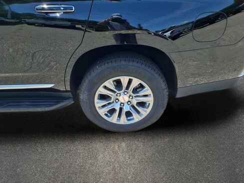Used 2025 GMC Yukon Denali AWD/4WD image 20