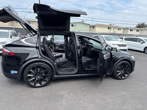 Used 2021 Tesla Model X Long Range AWD/4WD image 26