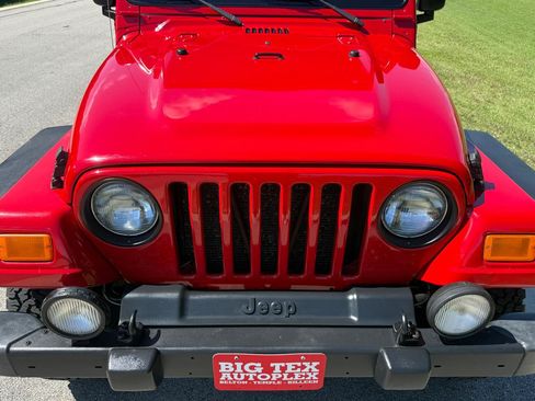 Used 2005 Jeep Wrangler Unlimited AWD/4WD image 41