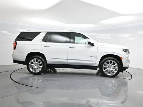 Used 2022 Chevrolet Tahoe High Country w/ Premium Package 2 AWD/4WD image 47