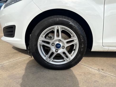 Used 2019 Ford Fiesta SE image 29