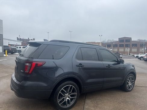 Used 2017 Ford Explorer Sport w/ Equipment Group 401A image 6