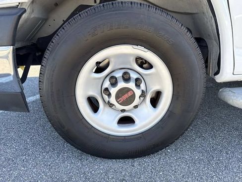 Used 2024 GMC Savana 2500 w/ Driver Convenience Package RWD image 31