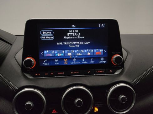 Used 2024 Nissan Sentra SV image 25