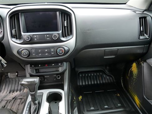 Used 2020 Chevrolet Colorado LT w/ Safety Package image 14