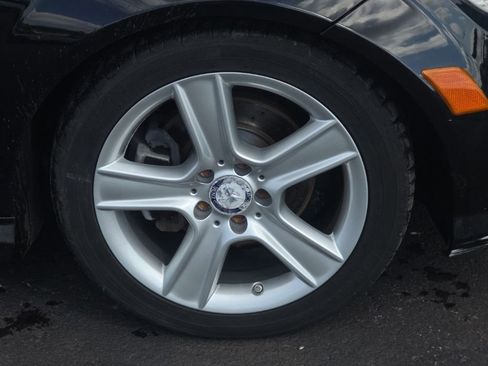 Used 2010 Mercedes-Benz C 300 4MATIC Sedan image 9
