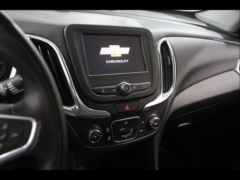 Used 2020 Chevrolet Equinox LT FWD image 9
