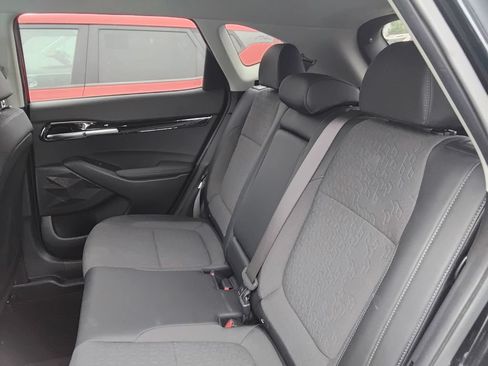 Used 2024 Kia Seltos S FWD image 9