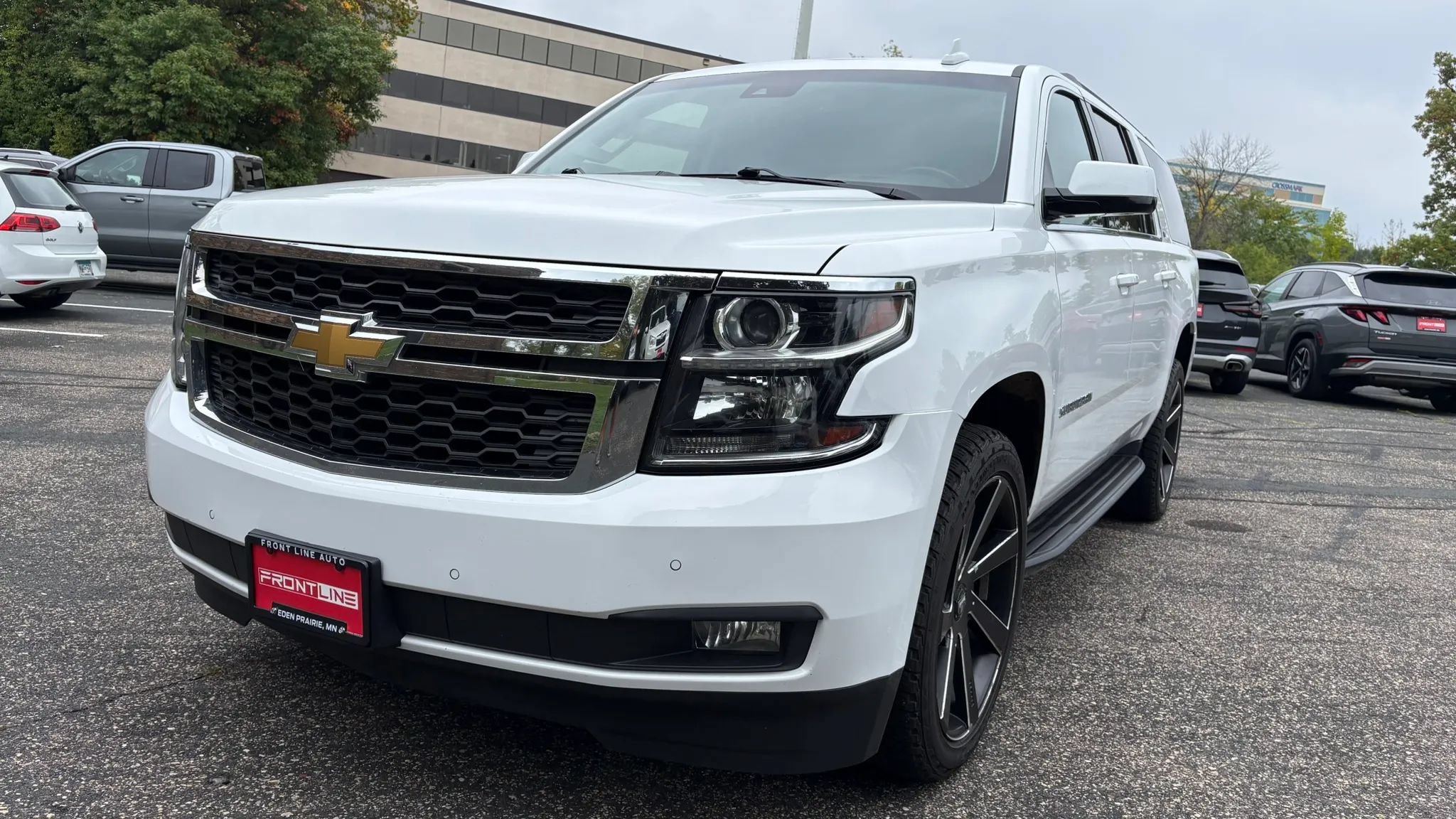 Used 2020 Chevrolet Suburban LT AWD/4WD image 14