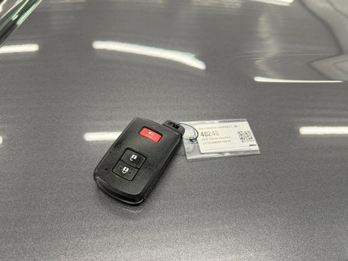 Used 2019 Toyota Tacoma TRD Off-Road AWD/4WD image 27