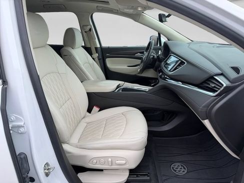 Used 2023 Buick Enclave Avenir w/ Avenir Technology Package AWD/4WD image 14