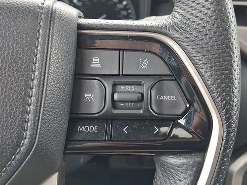 Used 2022 Toyota Tundra Limited AWD/4WD image 22