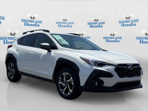 Used 2025 Subaru Crosstrek 2.0i Premium w/ Crosstrek Mirror Package AWD/4WD image 10
