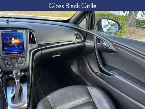 Used 2018 Buick Cascada Sport Touring w/ Dark Effects Package image 15