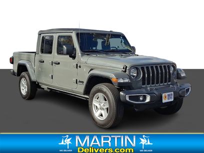 Used 2022 Jeep Gladiator Sport