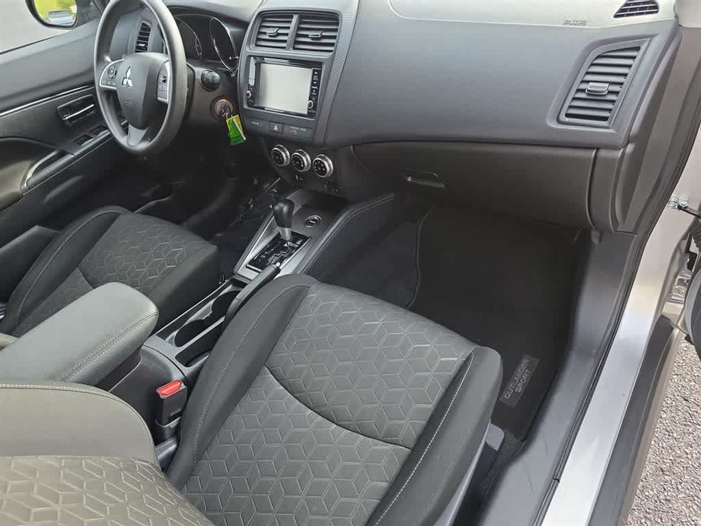 Used 2024 Mitsubishi Outlander Sport ES AWD/4WD image 11