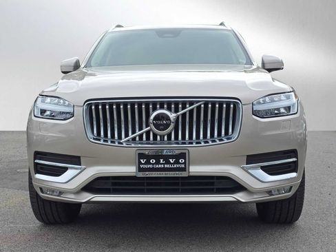 Used 2023 Volvo XC90 B6 Plus w/ Protection Package AWD/4WD image 9