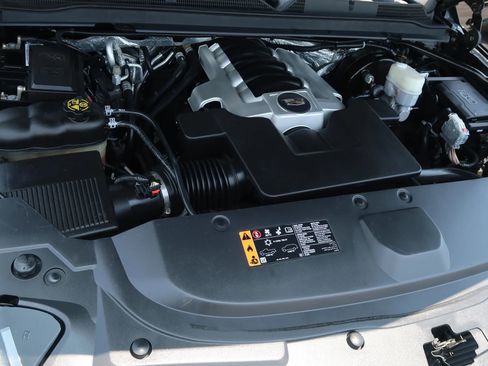 Used 2018 Cadillac Escalade Luxury image 46