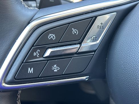Certified 2025 Buick Envision Sport Touring AWD/4WD image 25