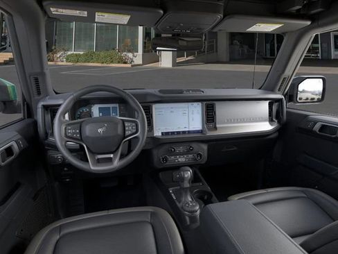 New 2025 Ford Bronco Outer Banks image 9