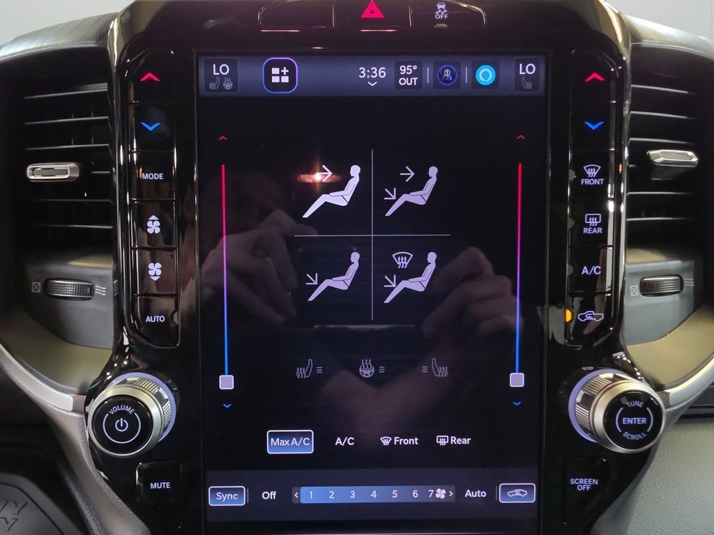 New 2027 RAM 3500 Big Horn AWD/4WD image 24