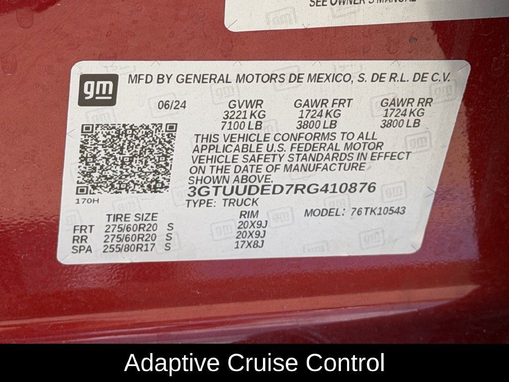 Used 2024 GMC Sierra 1500 SLT AWD/4WD image 39
