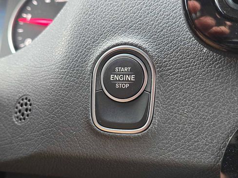 Used 2025 Mercedes-Benz Sprinter 2500 image 37