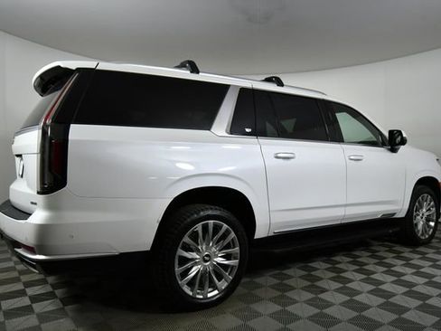 Used 2023 Cadillac Escalade ESV Premium Luxury w/ Performance Package image 5