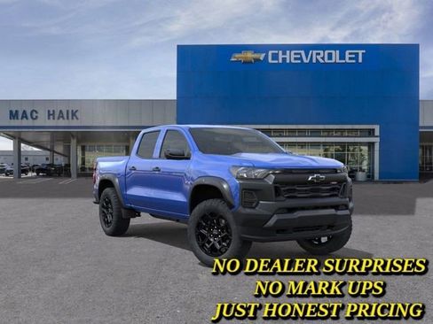 New 2026 Chevrolet Colorado Trail Boss AWD/4WD image 1