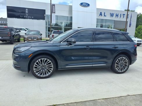 Used 2021 Lincoln Corsair Reserve w/ Equipment Group 201A AWD/4WD image 2