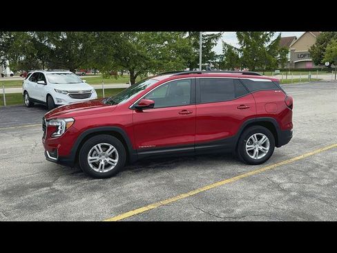 Used 2023 GMC Terrain SLE w/ Driver Convenience Package FWD image 33