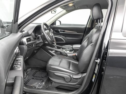 Used 2021 Kia Telluride LX image 6