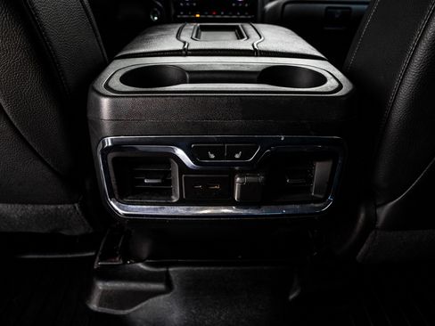 Used 2021 GMC Sierra 3500 Denali w/ Denali Black Diamond Edition image 36