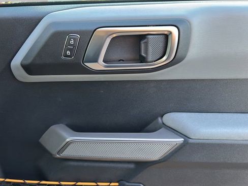 Used 2023 Ford Bronco Badlands w/ Sasquatch Package image 21