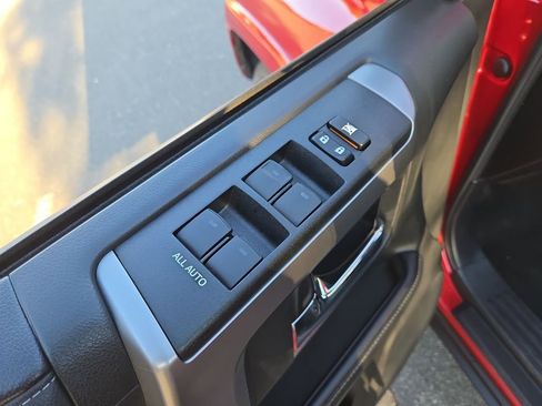 Used 2020 Toyota 4Runner SR5 image 13