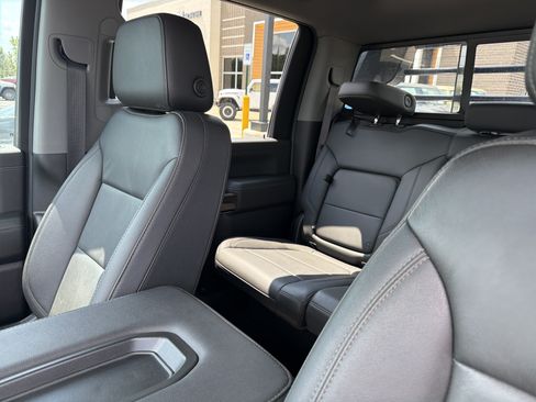 Used 2022 Chevrolet Silverado 3500 LT w/ Convenience Package AWD/4WD image 42