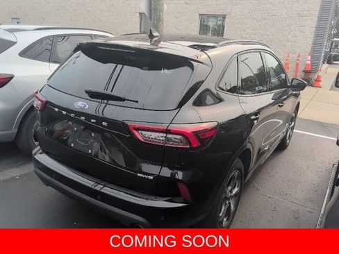 Used 2024 Ford Escape ST-Line w/ Tech Pack #1 AWD/4WD image 8