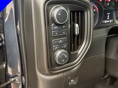 Used 2020 Chevrolet Silverado 1500 Custom Trail Boss w/ Custom Convenience Package AWD/4WD image 14